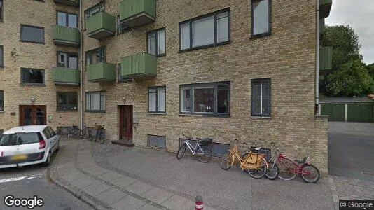Lejligheder til leje i Charlottenlund - Foto fra Google Street View