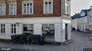Værelse til leje, Odense C, Dronningensgade, Odense C<span class="blurred street-number" onclick="ProcessAdRequest(2509975)"><span class="hint">Se vejnr.</span>[xxxxxxxx]</span>
