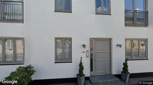 Andelsboliger til salg i Skodsborg - Foto fra Google Street View