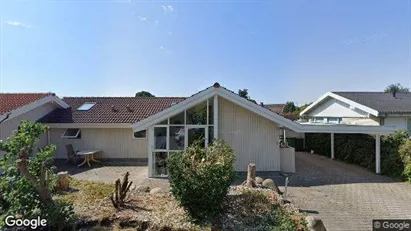 Lejligheder til salg i Karlslunde - Foto fra Google Street View