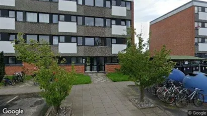 Lejligheder til salg i Humlebæk - Foto fra Google Street View