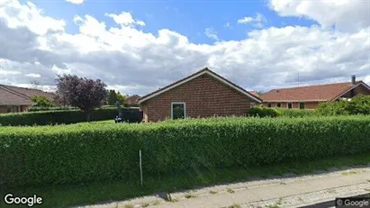 Andelsbolig (Anteilsimmobilie) til salg i Løsning - Foto fra Google Street View