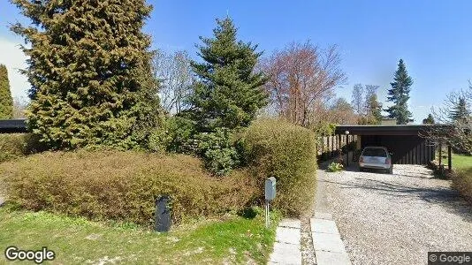 Lejligheder til salg i Holte - Foto fra Google Street View