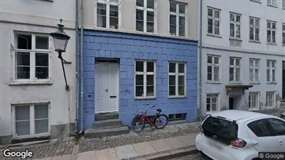 Lejligheder til salg i København K - Foto fra Google Street View