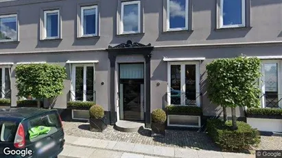 Lejligheder til leje i Charlottenlund - Foto fra Google Street View