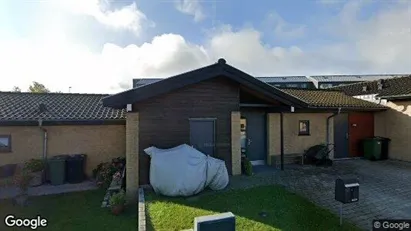Andelsboliger til salg i Hasselager - Foto fra Google Street View