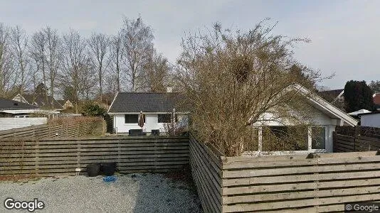 Lejligheder til salg i Dronningmølle - Foto fra Google Street View