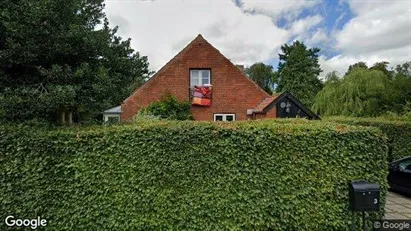 Lejligheder til salg i Rungsted Kyst - Foto fra Google Street View
