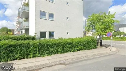 Lejligheder til salg i Charlottenlund - Foto fra Google Street View