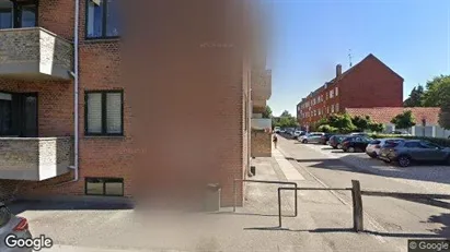 Lejligheder til salg i Charlottenlund - Foto fra Google Street View