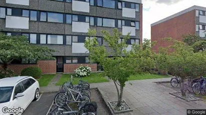 Lejligheder til salg i Humlebæk - Foto fra Google Street View