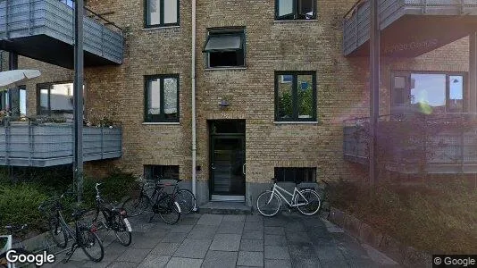 Lejligheder til salg i Charlottenlund - Foto fra Google Street View