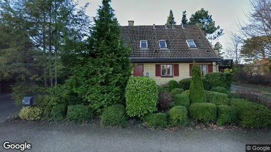 Lejligheder til salg i Holte - Foto fra Google Street View