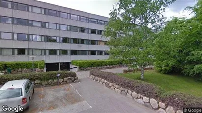 Lejligheder til salg i Holte - Foto fra Google Street View
