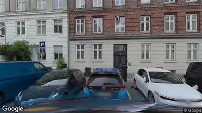 Lejligheder til salg i Frederiksberg - Foto fra Google Street View Lejligheder til salg i Frederiksberg - Foto fra Google Street View