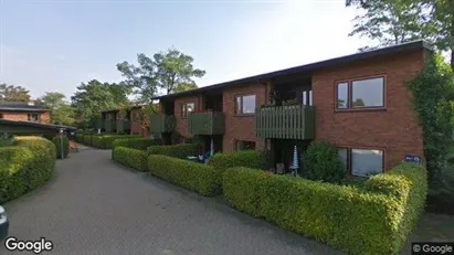 Lejligheder til salg i Hellerup - Foto fra Google Street View Lejligheder til salg i Hellerup - Foto fra Google Street View