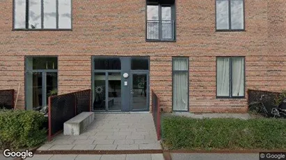 Lejligheder til salg i Valby - Foto fra Google Street View Lejligheder til salg i Valby - Foto fra Google Street View