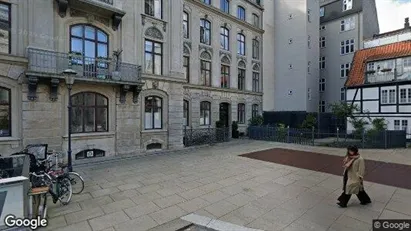 Lejligheder til salg i København K - Foto fra Google Street View Lejligheder til salg i København K - Foto fra Google Street View