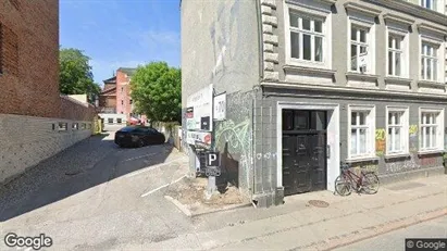 Lejligheder til salg i Århus C - Foto fra Google Street View Lejligheder til salg i Århus C - Foto fra Google Street View