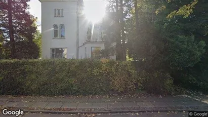 Lejligheder til salg i Charlottenlund - Foto fra Google Street View