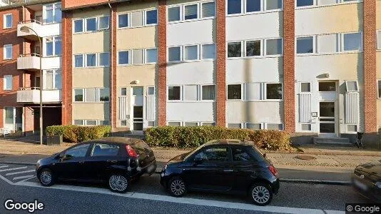 Lejligheder til salg i Charlottenlund - Foto fra Google Street View