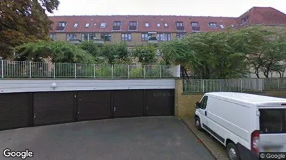 Andelsboliger til salg i Charlottenlund - Foto fra Google Street View