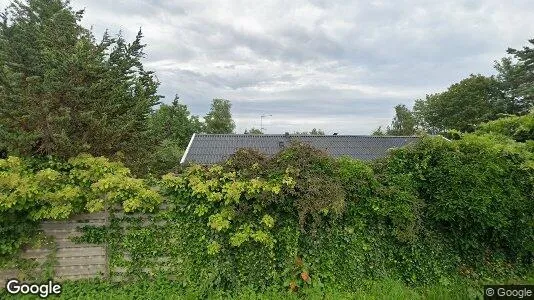 Lejligheder til salg i Dronningmølle - Foto fra Google Street View
