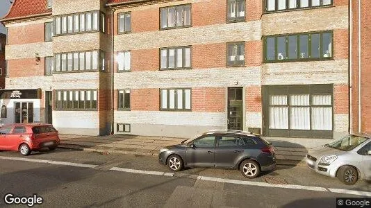 Lejligheder til salg i Charlottenlund - Foto fra Google Street View