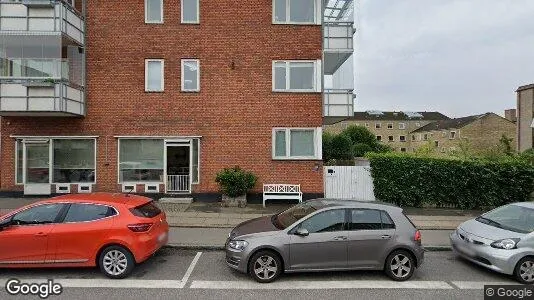 Andelsboliger til salg i Charlottenlund - Foto fra Google Street View