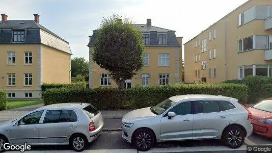 Lejligheder til salg i Hellerup - Foto fra Google Street View