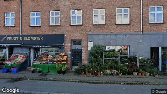 Lejligheder til salg i Charlottenlund - Foto fra Google Street View