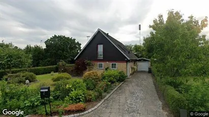 Andelsboliger til salg i Stensved - Foto fra Google Street View