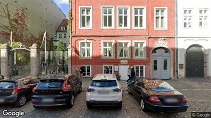 Lejligheder til salg i København K - Foto fra Google Street View