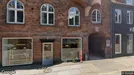 Værelse til leje, Århus C, Kirkegårdsvej<span class="blurred street-number" onclick="ProcessAdRequest(3357788)"><span class="hint">Se vej-nummer</span>[xxxxxxxxxxxx]</span>