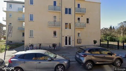 Lejligheder til salg i Hellerup - Foto fra Google Street View