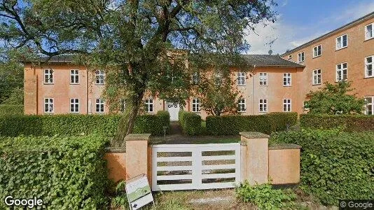 Lejligheder til salg i Tikøb - Foto fra Google Street View