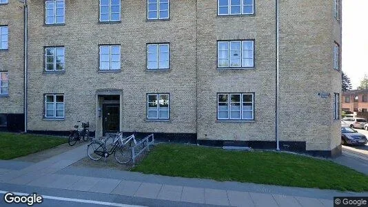 Lejligheder til salg i Brønshøj - Foto fra Google Street View