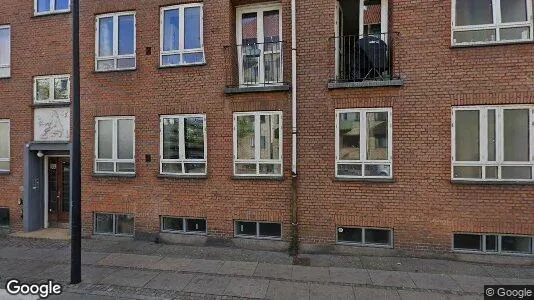 Lejligheder til salg i Charlottenlund - Foto fra Google Street View