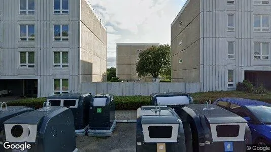 Lejligheder til salg i Humlebæk - Foto fra Google Street View
