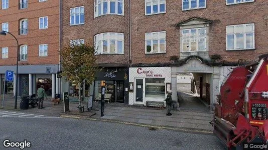 Lejligheder til salg i Charlottenlund - Foto fra Google Street View
