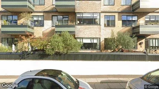 Andelsboliger til salg i Charlottenlund - Foto fra Google Street View