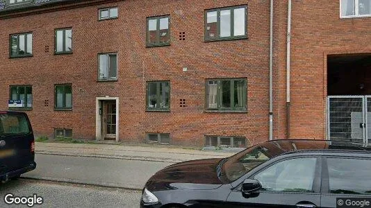 Lejligheder til salg i Charlottenlund - Foto fra Google Street View