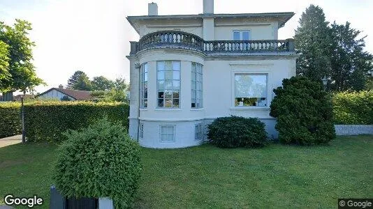 Lejligheder til salg i Charlottenlund - Foto fra Google Street View