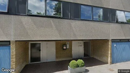 Lejligheder til leje i Rungsted Kyst - Foto fra Google Street View