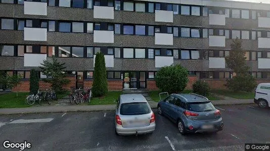 Lejligheder til leje i Humlebæk - Foto fra Google Street View