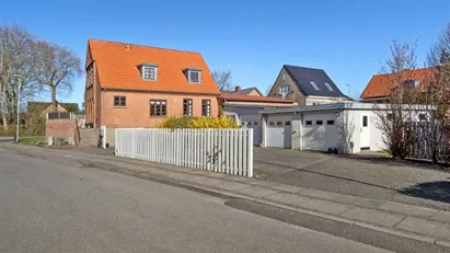 Centralt beliggende villa i Brædstrup