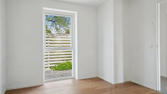 Huse i Skævinge - billede 9