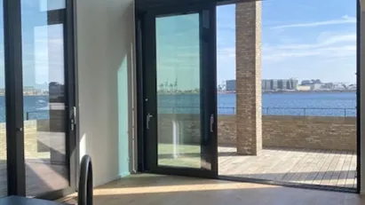 Fantastisk liebhaverlejlighed midt på havet.