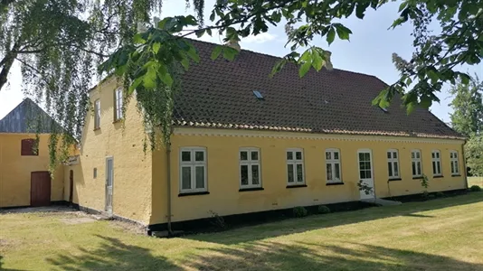 Huse i Nørre Aaby - billede 2