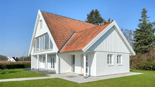 Huse i Birkerød - billede 2